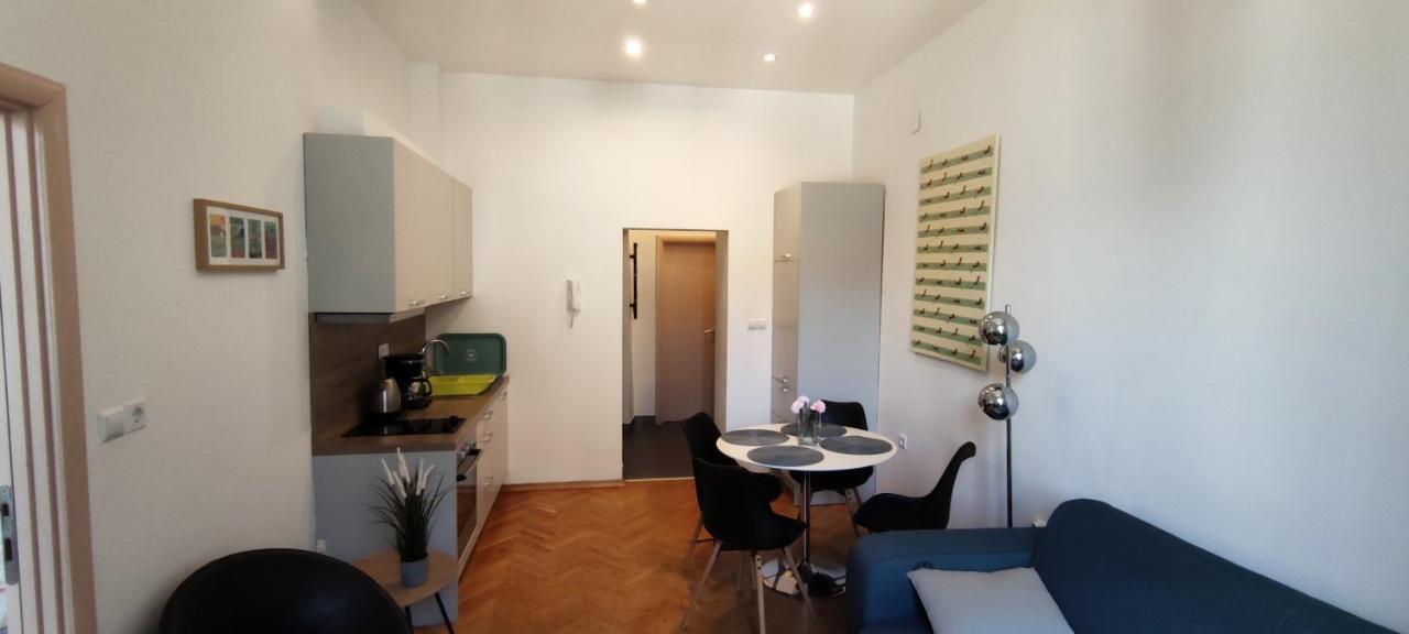 Apartment Milani With Private Garage Opatija Eksteriør bilde